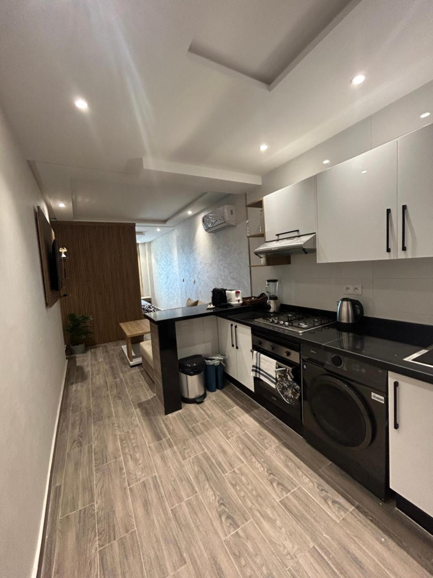 Splendide Studio Haut Standing En Face De La Marina Et A 200 M Du Port De Tanger - 1 Chambre Double Bagian luar foto