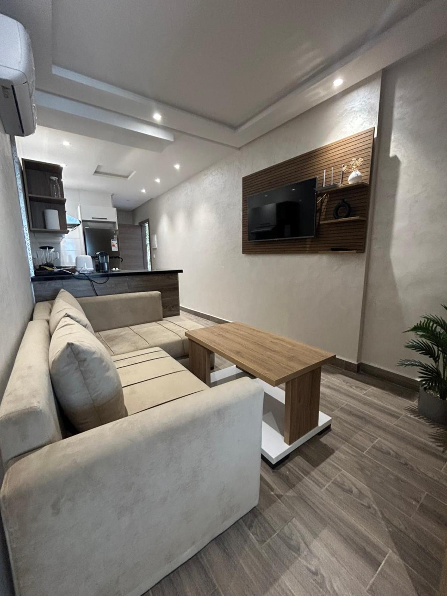 Splendide Studio Haut Standing En Face De La Marina Et A 200 M Du Port De Tanger - 1 Chambre Double Bagian luar foto