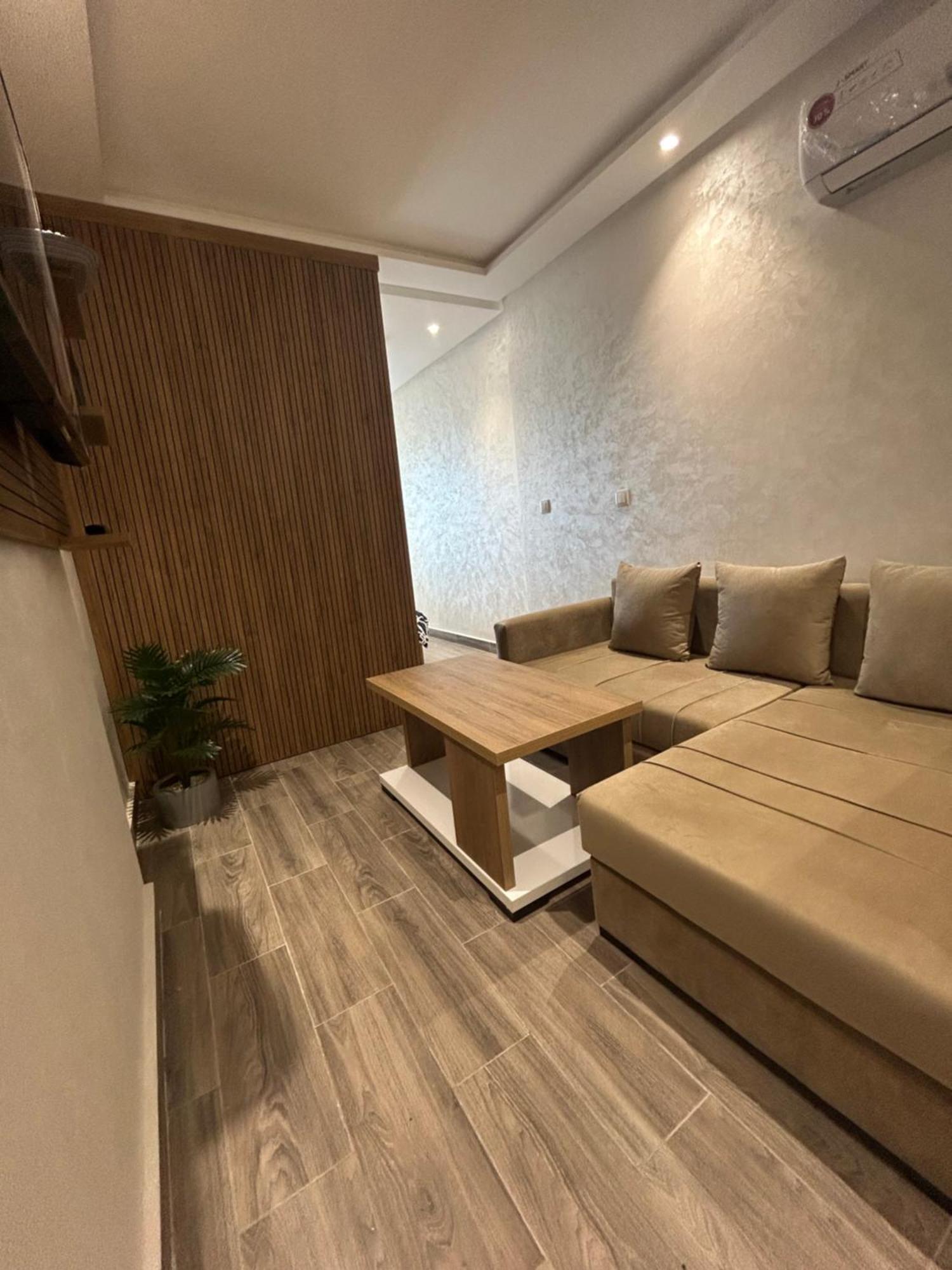 Splendide Studio Haut Standing En Face De La Marina Et A 200 M Du Port De Tanger - 1 Chambre Double Bagian luar foto